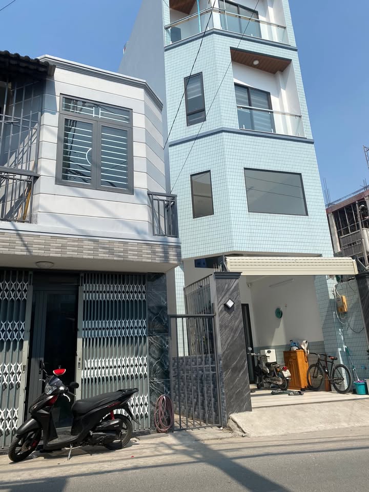 Nhà mặt tiền Lê Văn Khương, Hiệp Thành, 30m² giá 2.55 tỷ - Cơ hội đầu tư tuyệt vời!