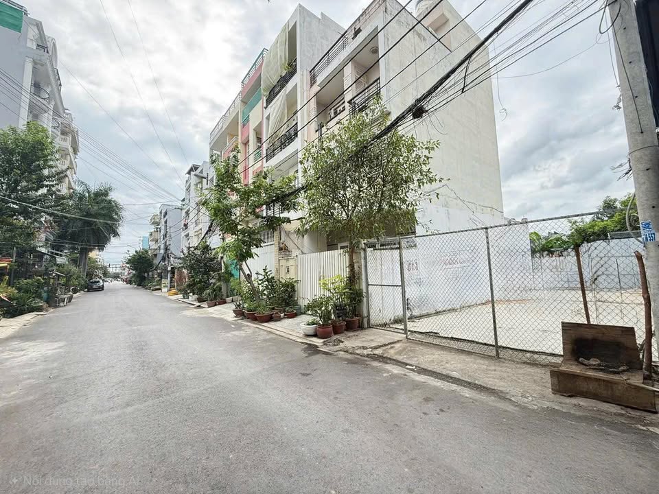 Lô đất Lâm Văn Bền, Quận 7, 93m² giá 14.9 tỷ - Hướng Nam phong thủy tốt!