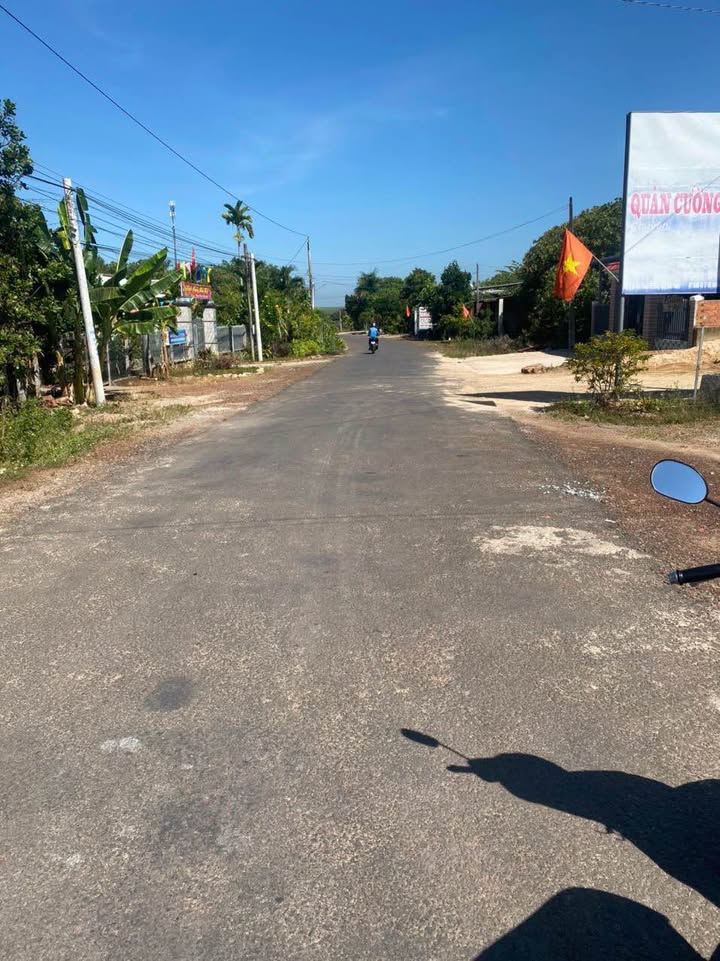 Đất thổ cư Tiến Thành 700m² giá 2 tỷ - Khu vực phát triển sôi động!