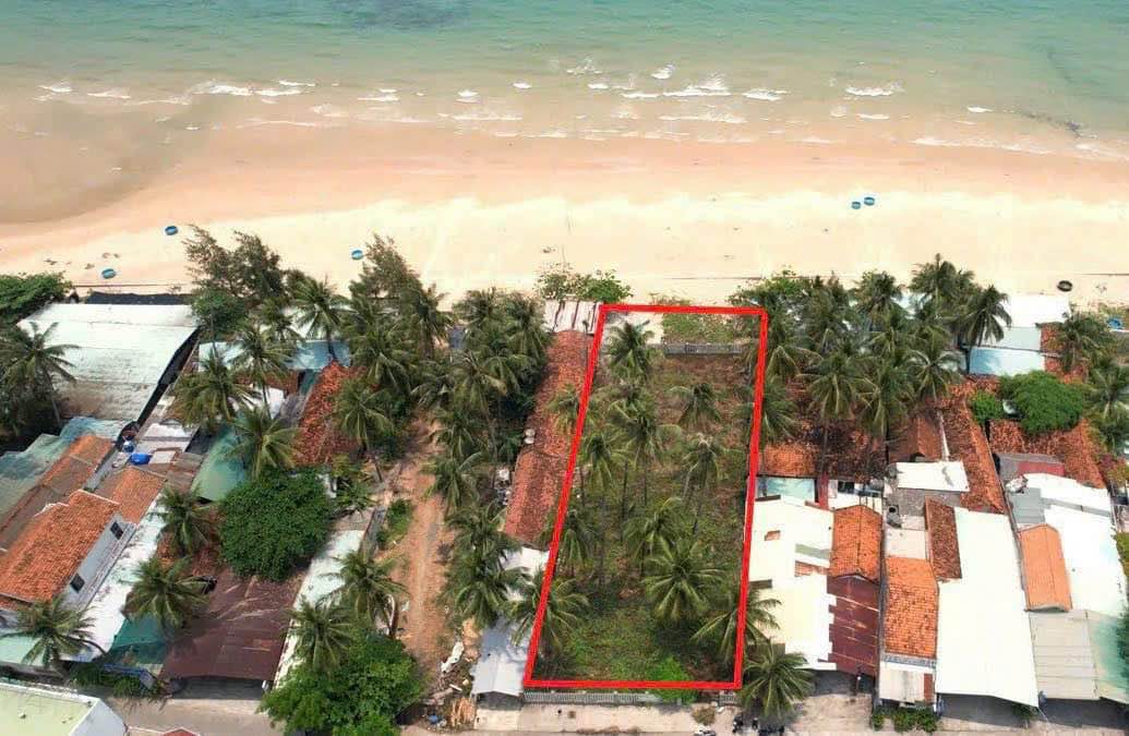 Đất Mặt Biển Long Thuỷ, Tuy Hoà 957m² giá 4.4 tỷ - Cơ hội đầu tư vàng!