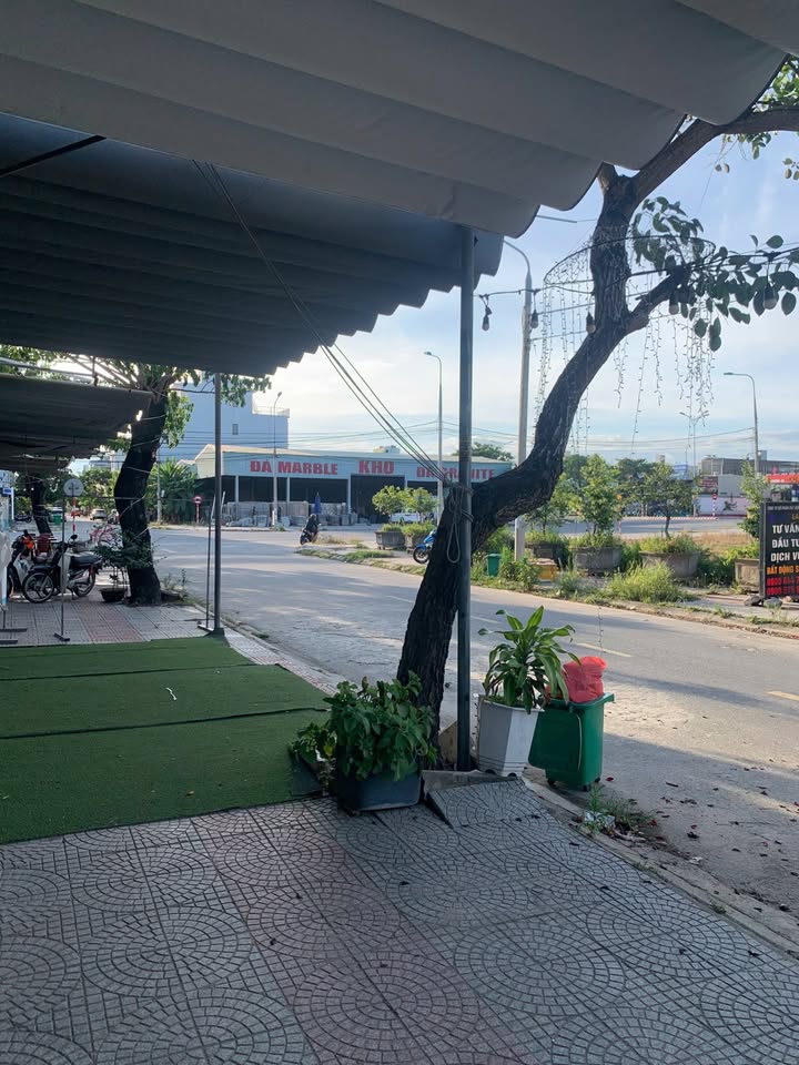 Lô đất mặt tiền Phan Triêm, Hòa Xuân, Cẩm Lệ 96,3m² giá 4,2 tỷ - Đầu tư sinh lời nhanh chóng!