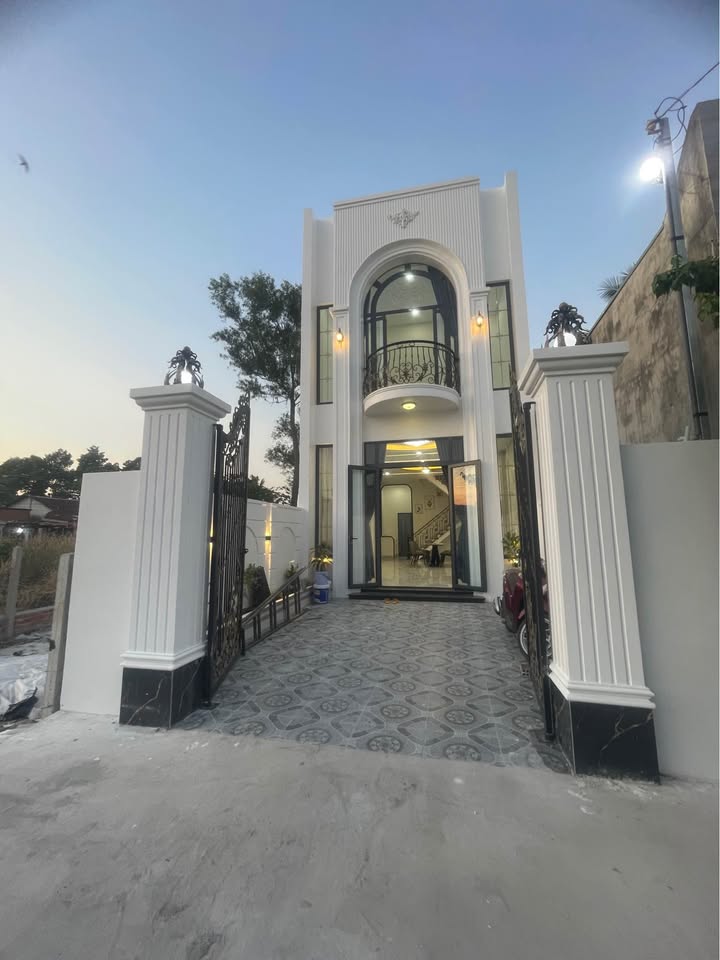 Nhà mới xây tại Long Hoa, Tây Ninh 92.5m² giá 1.559 tỷ - Sẵn sàng vào ở ngay!