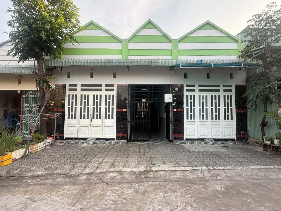 Dãy trọ Khu H Mỹ Phước, 150m² giá 2.5 tỷ - Đầu tư sinh lời ngay!