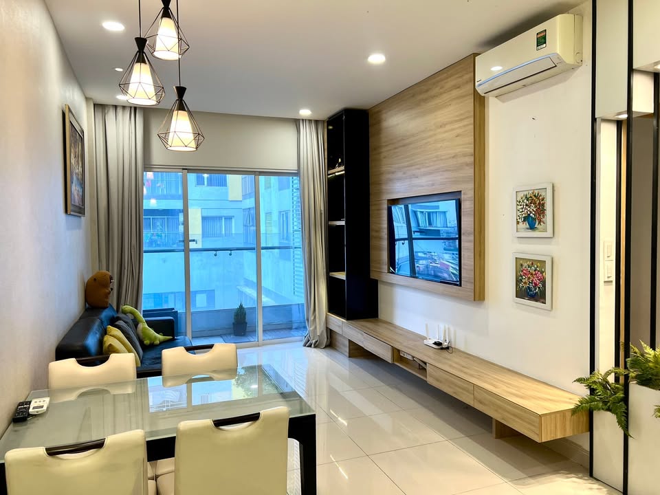 Căn hộ Charmington La Pointe Q10 1PN giá 16 triệu - Full nội thất đẹp