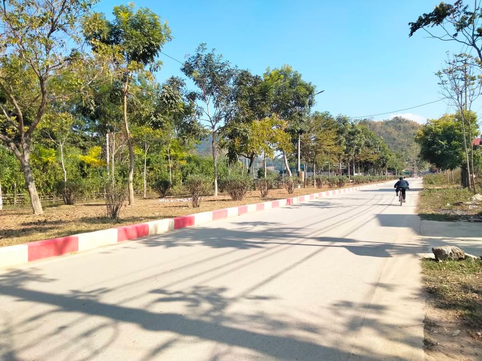 Đất thổ cư 75m² mặt đường đôi Tiểu khu 1, Sơn La giá 1.3 tỷ - Cơ hội đầu tư tuyệt vời!
