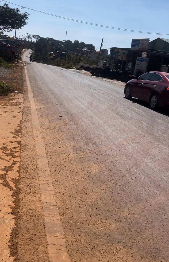 Đất nền Quảng Trực Tuy Đức 450m² giá chỉ 160 triệu - Vị trí kinh doanh sầm uất!