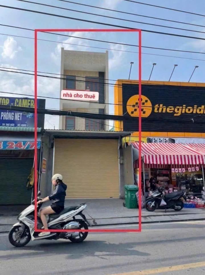 Nhà Mặt Tiền Kinh Doanh Nguyễn Văn Tăng Q9 130m² - Địa điểm sầm uất, thuê ngay!