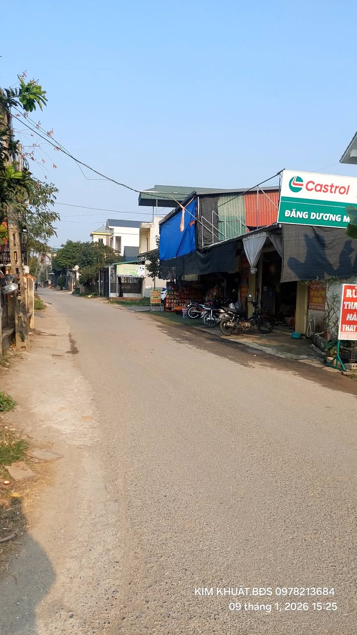 Căn hộ Cc Tân Xã Thạch Thất 65.7m² giá chỉ 2 tỷ - Gần hồ điều hòa, tiện ích đầy đủ!