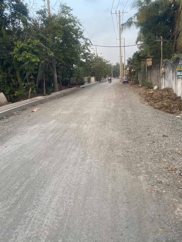 Đất mặt tiền đường Nhị Bình, Hóc Môn 1000m² giá 9 tỷ - Cơ hội đầu tư hiếm có!