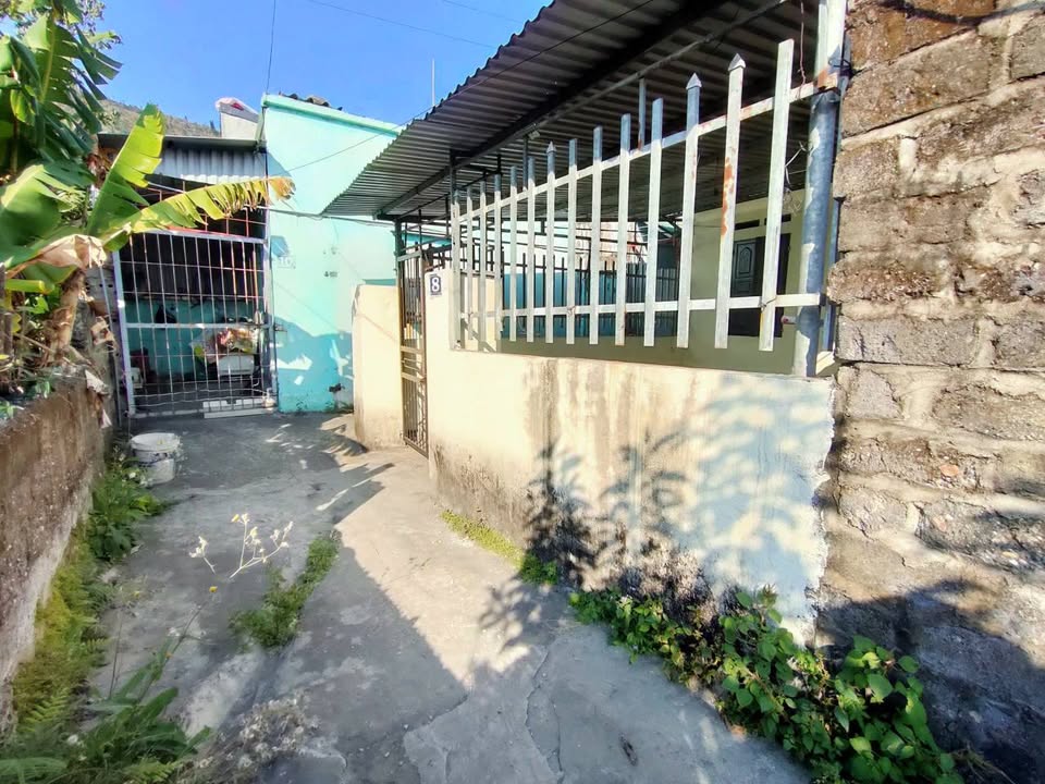 Nhà cấp 4 Cẩm Sơn 64m² giá chỉ 3xx triệu - Cơ hội hiếm có cho khách hàng!