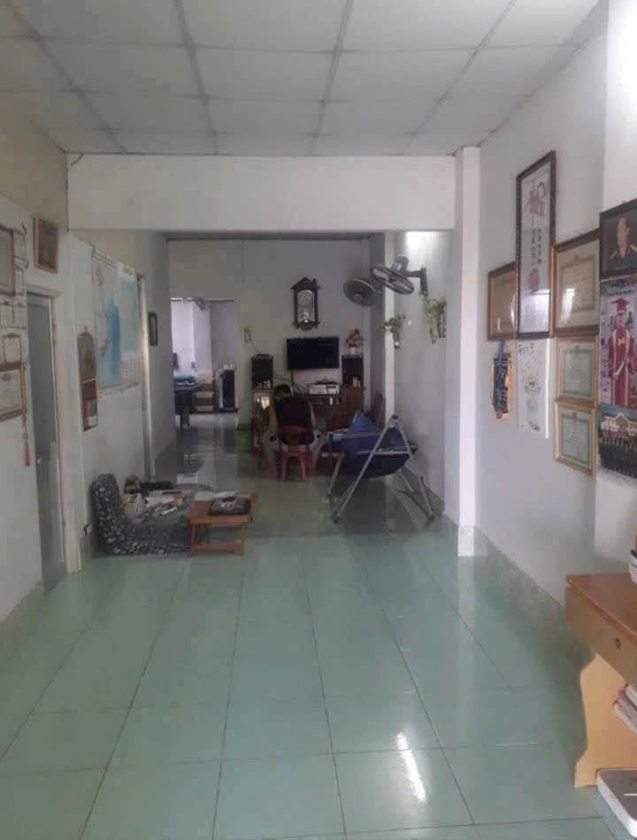 Nhà cấp 4 Phú Thủy 181m² giá 3.3 tỷ - Hướng Nam, sân rộng, xe hơi vào tận nhà!