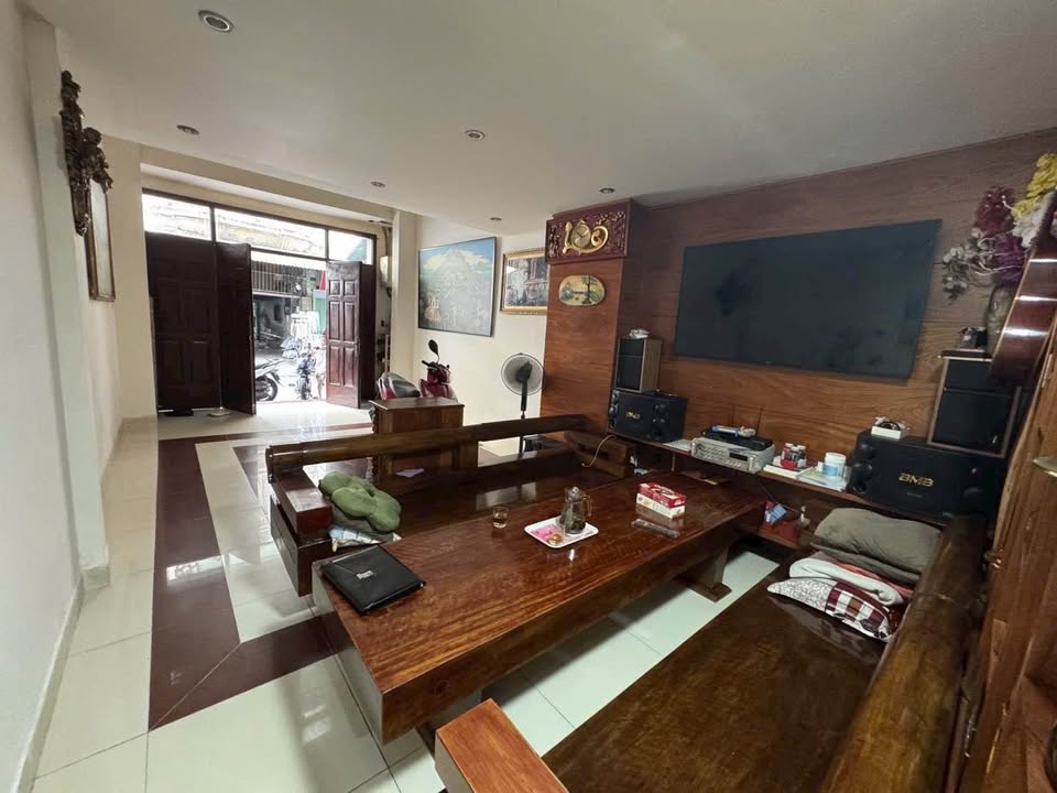 Nhà phố mặt tiền Phù Đổng Thiên Vương quận 5, 70m² giá 21 tỷ - Vị trí kinh doanh đỉnh cao!