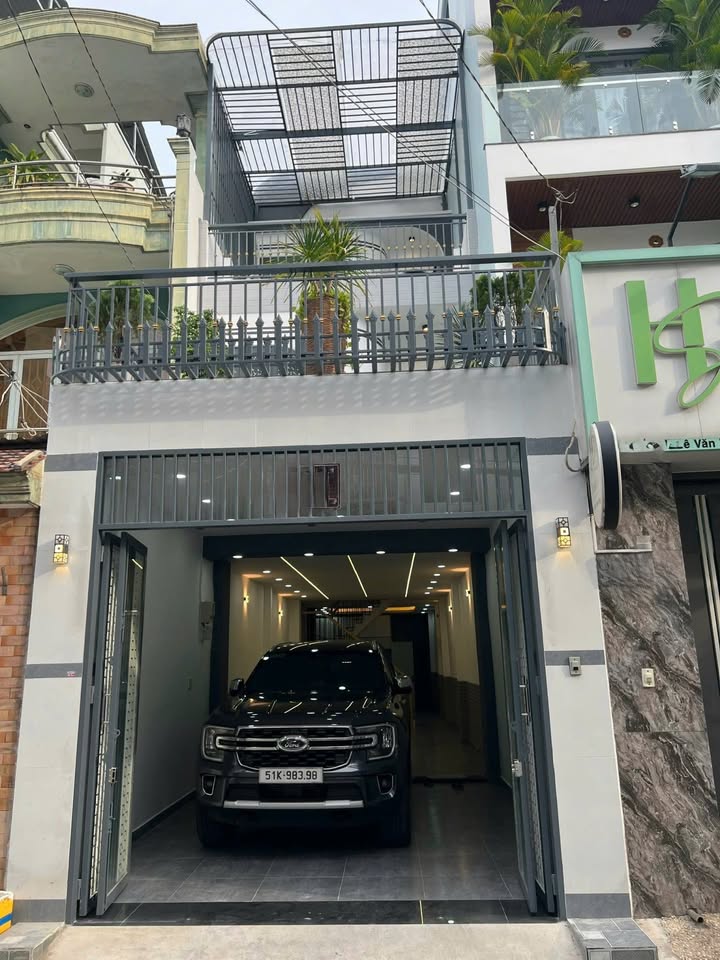 Nhà hẻm 385 Lê Văn Thọ, quận Gò Vấp 80m² giá 10.8 tỷ - Phù hợp mở văn phòng, kinh doanh!