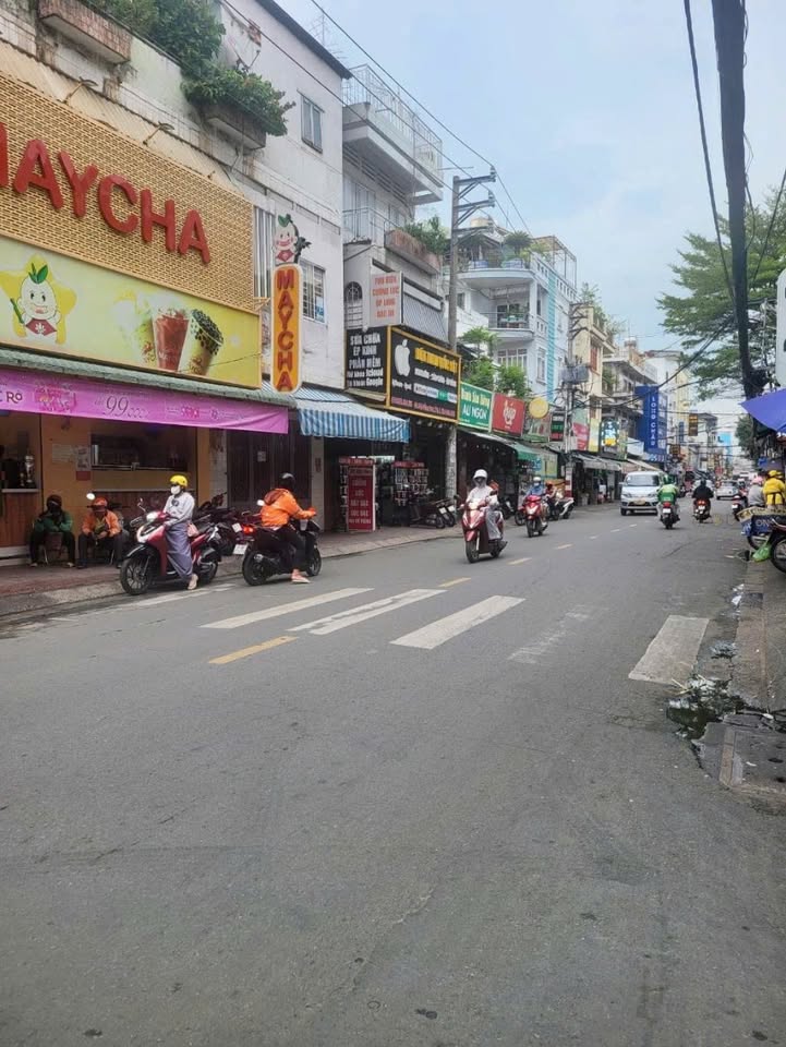 Nhà mặt tiền Đồng Đen, Tân Bình 69m² giá 10 tỷ - Chính chủ một đời!