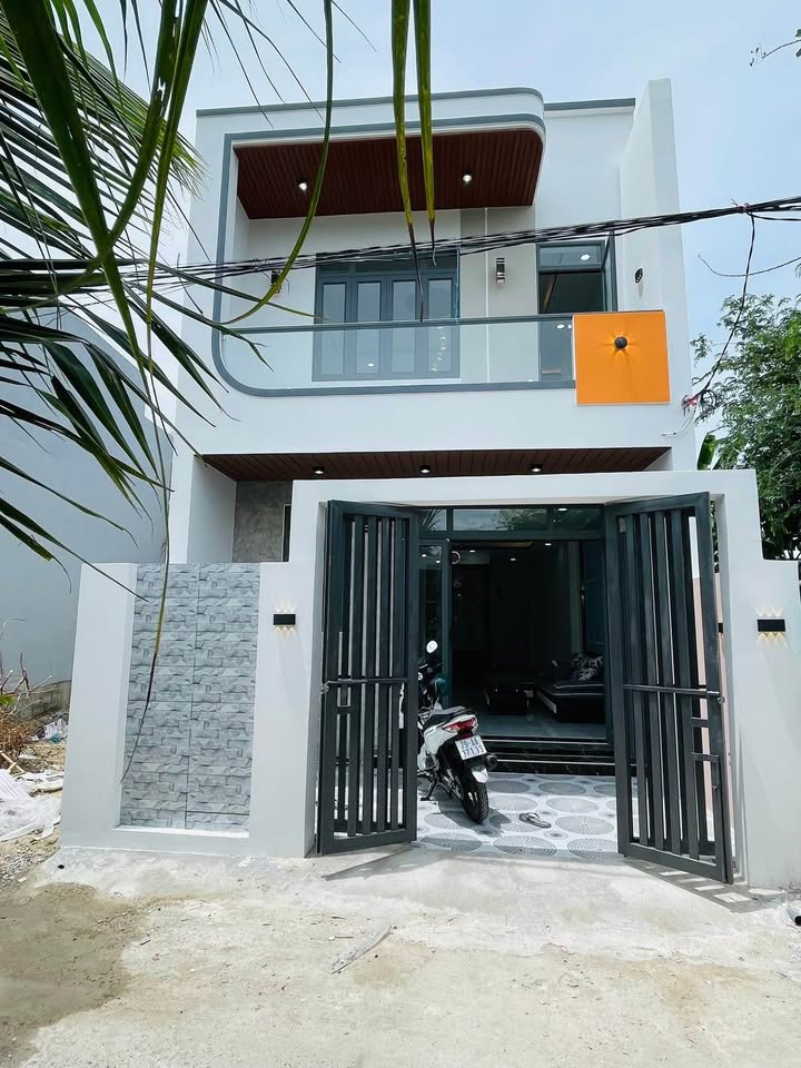 Nhà Lầu Diên Phú, Diên Khánh 78m² giá 1.85 tỷ - Thiết kế hiện đại, gần chợ và bệnh viện!