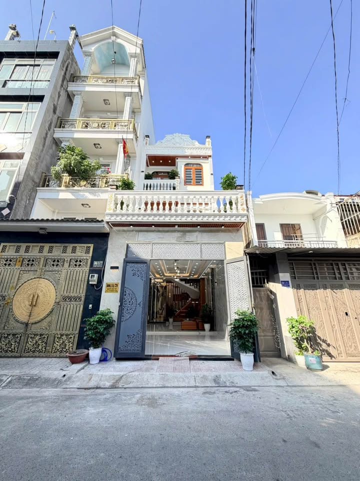 Nhà phố mặt tiền đường Trần Quang Cơ, Quận 12, 90m² giá 7.89 tỷ - Kinh doanh sầm uất!