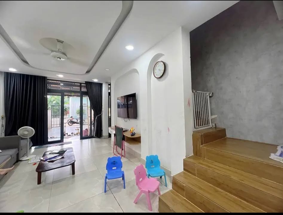 Nhà đẹp Tiến Thành, Đồng Xoài 165m² giá 1.9 tỷ - Chỉ việc dọn vào ở ngay!