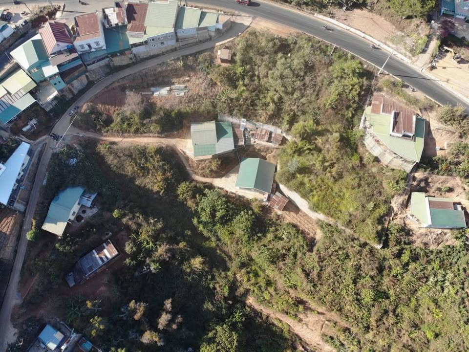 Đất nền xây dựng Đà Lạt 2450m² giá chỉ 45 tỷ - Pháp lý rõ ràng, vị trí đẹp!