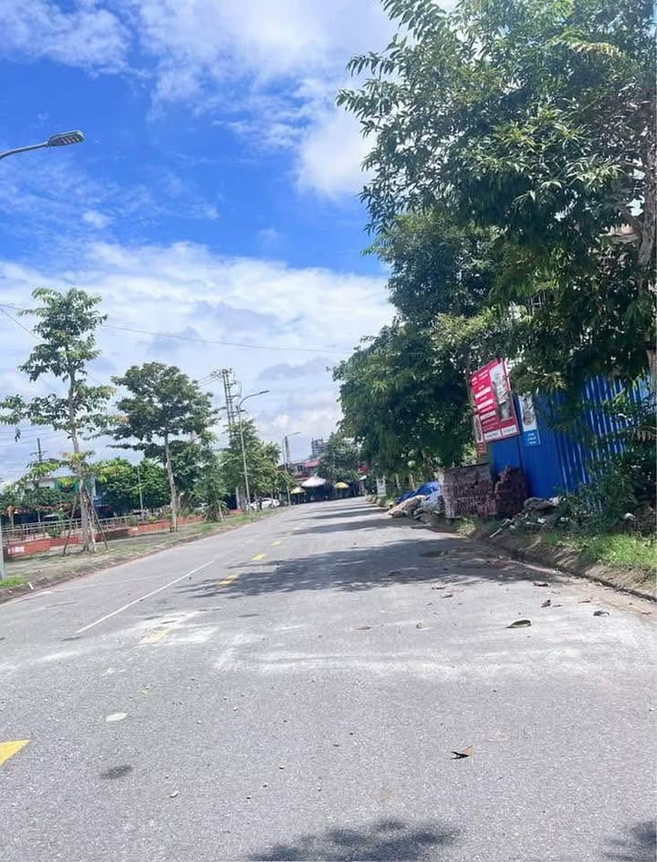 Đất nền KĐT Nam Hồng Bắc Giang 80m² giá 4.1 tỷ - Sổ hồng chính chủ, không lỗi!