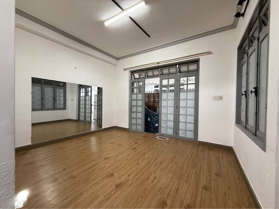 Nhà cho thuê đường Ngô Thì Nhậm, Đà Lạt 3PN - Không gian thoáng đãng, sạch sẽ!