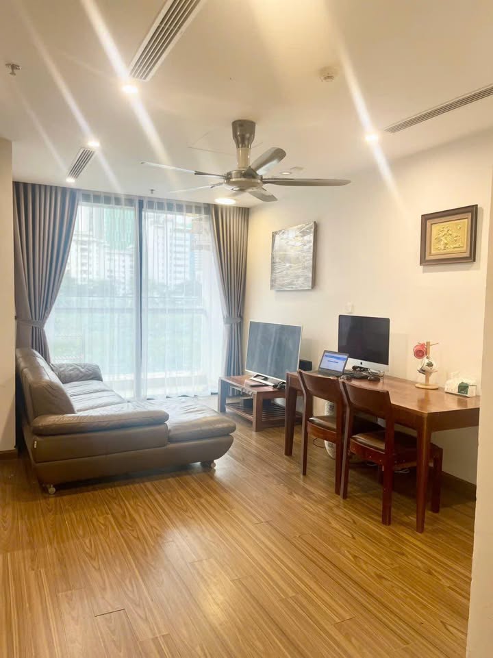 Căn hộ 2PN Tòa W2 Vinhomes West Point 70m² giá 19 triệu - Sẵn sàng vào ở ngay!