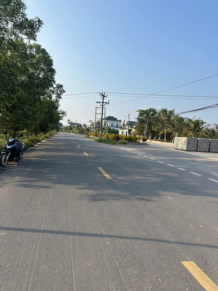 Đất thổ cư thôn Đông Hồng, xã Quỳnh Bảo, 90m² - Giá chỉ 1.4 tỷ!