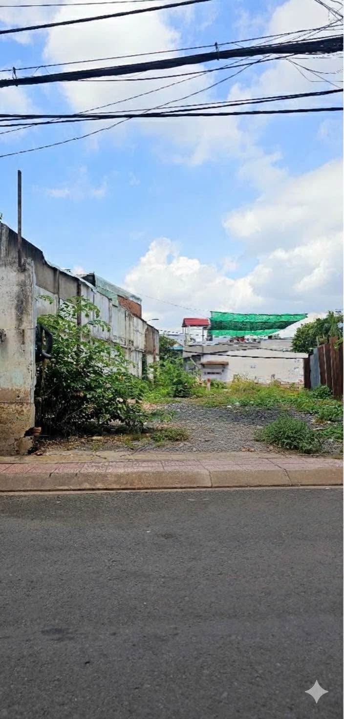 Đất nền Tăng Nhơn Phú A 62m² giá 5 tỷ - Vị trí mặt tiền thuận lợi!