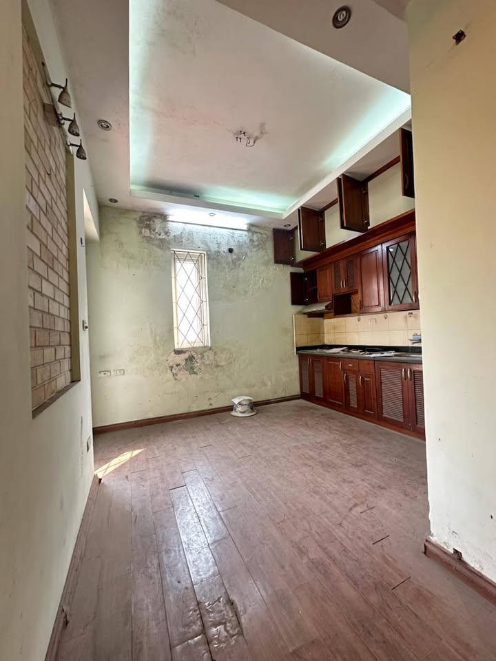 Nhà mặt phố Láng Hạ, Đống Đa 65m² giá 5.9 tỷ - Đầu tư sinh lời ngay!