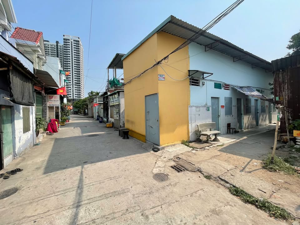 Dãy trọ 7 phòng tại KP Tân Long, Dĩ An 95,7m² giá 3,7 tỷ - Cơ hội đầu tư sinh lời!