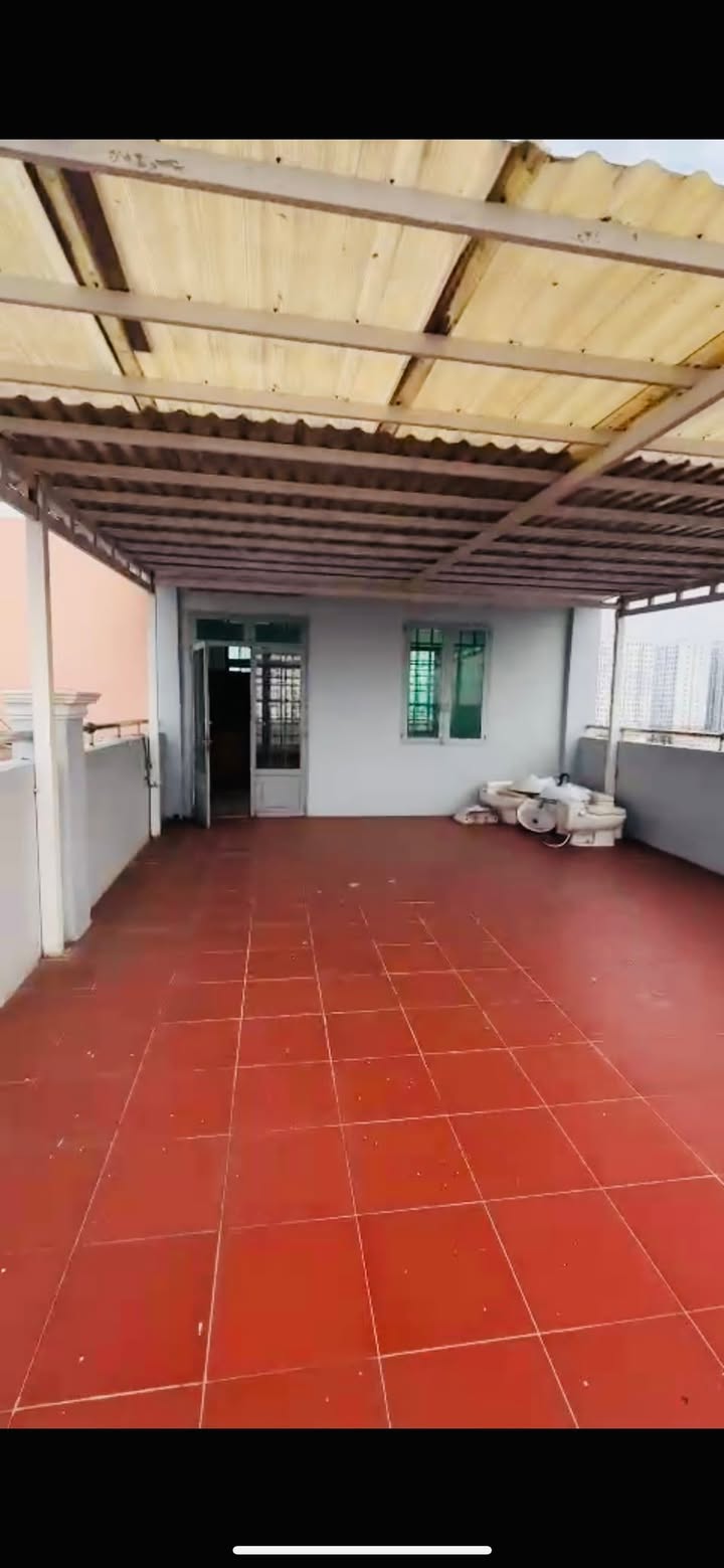 Cho thuê nhà phố Hòa Bình Tân Phú 96m² giá 65 triệu - Có thang máy, 10 phòng ngủ