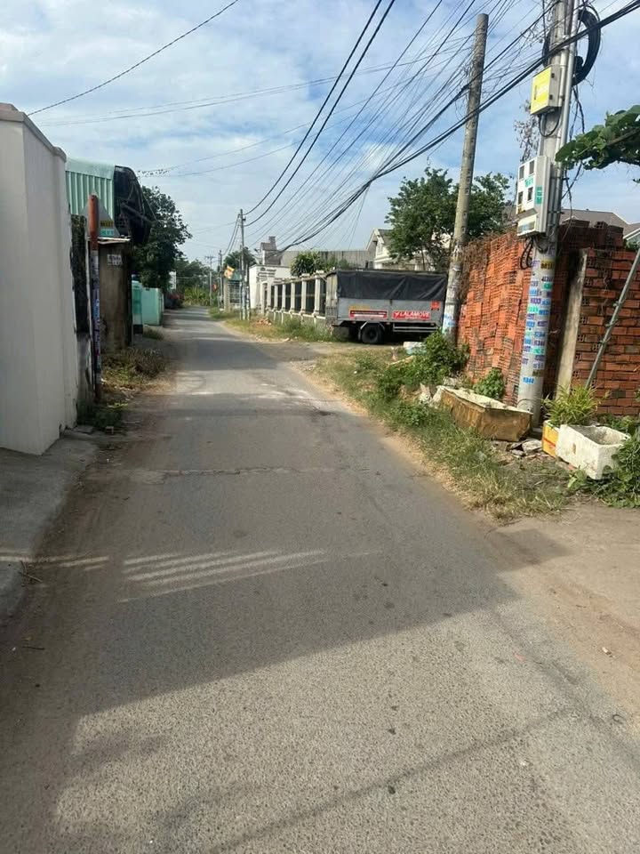 Đất nền Tân Đông Hiệp Dĩ An 145m² giá 2 tỷ - Đất thổ cư xây dựng tự do!