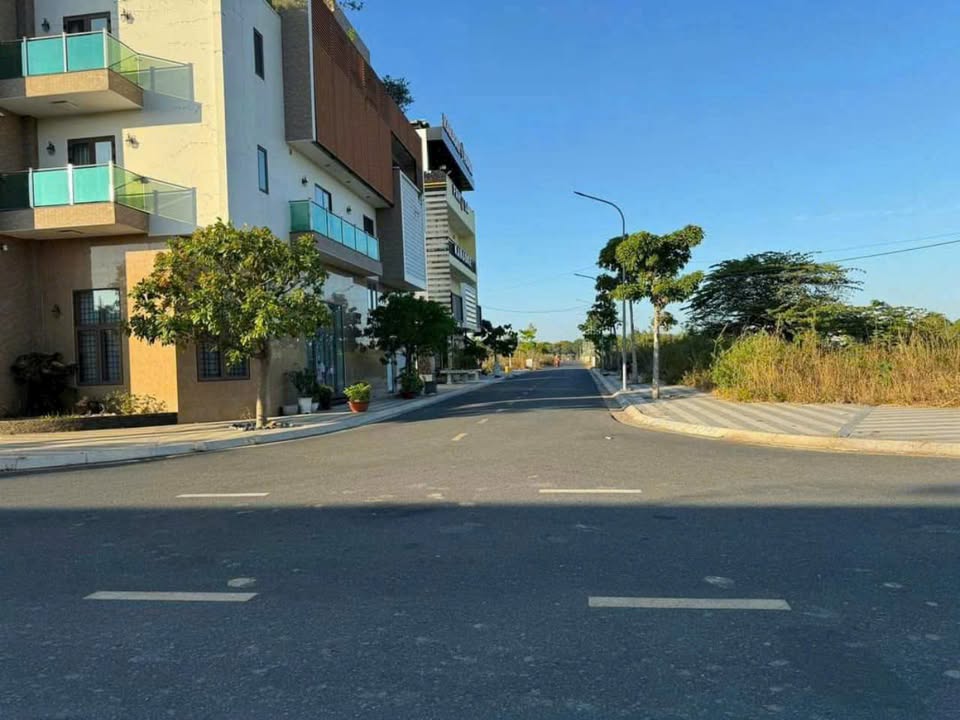 Lô đất đẹp tại Hòa Long, Bà Rịa 138m² giá 2.79 tỷ - Cơ hội đầu tư hấp dẫn!