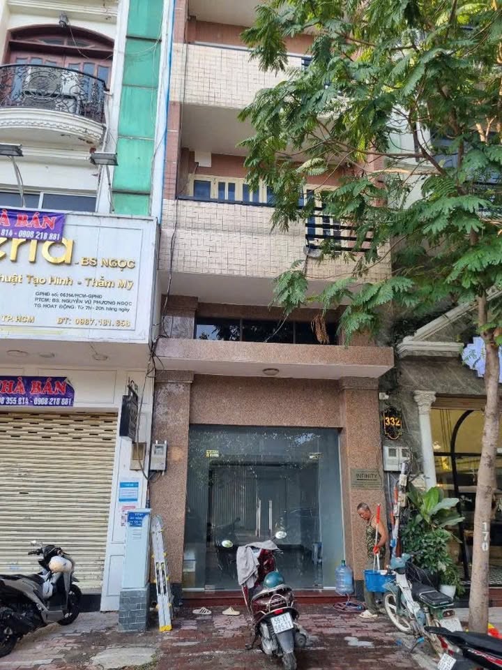 FrontHouse đường Cao Thắng, quận 10, 64m² giá 40 tỷ - Sổ hồng chính chủ, sang tên ngay!