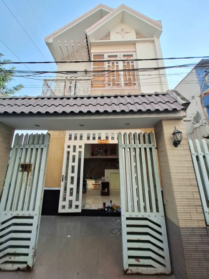 Biệt thự sân vườn Thạnh Lộc 14, quận 12 - Diện tích 80m², giá 4.55 tỷ - Không gian sống lý tưởng!