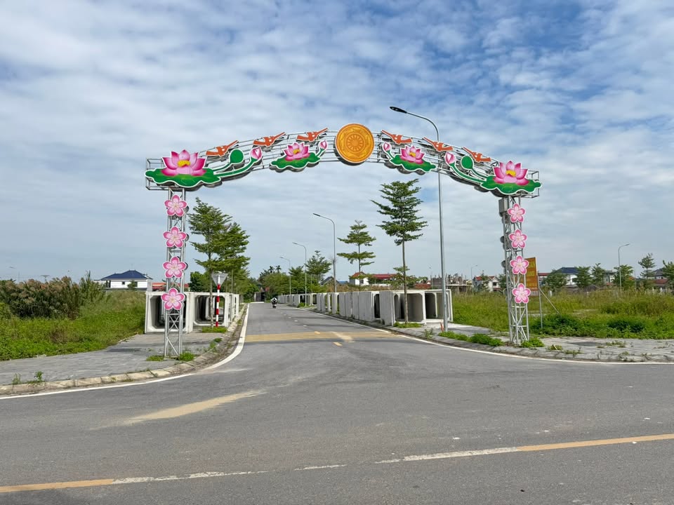 Đất nền Tân Dân Khoái Châu 110m² giá chỉ 3 tỷ - Vị trí vàng cho đầu tư!