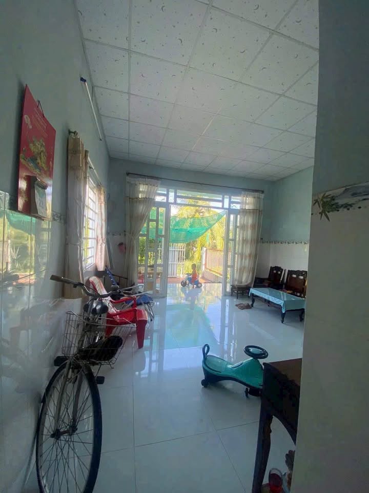 Nhà góc 2 mặt tiền hẻm Vĩnh Long 161m² giá 1.4 tỷ - Chính chủ cần bán gấp!