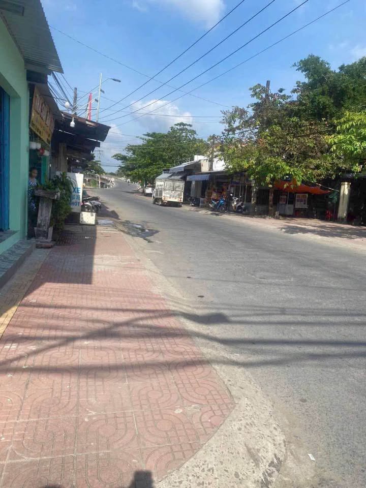 Nhà mặt tiền TL 909, phường Long Hồ, 200m² - Kinh doanh đa ngành nghề thuận lợi!