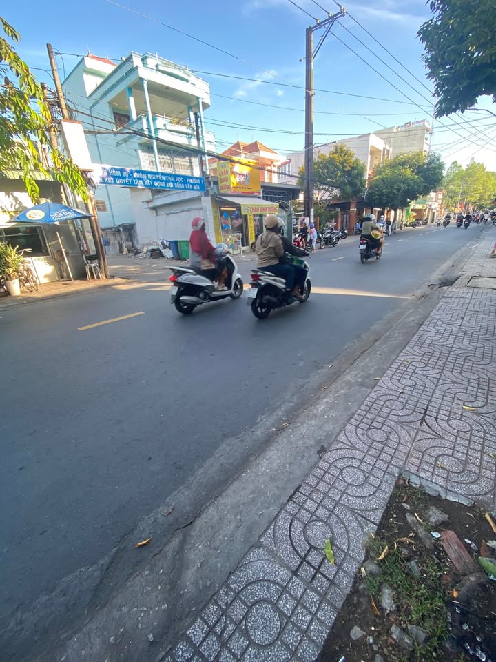 Nhà liền kề 36m² đường 2/9, phường Long Châu, Vĩnh Long - Giá chỉ 1 tỷ!