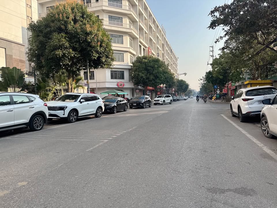 Căn hộ chung cư Thanh Bình Bắc Ninh 77m² giá 7.9 tỷ - Mặt tiền kinh doanh đẹp!