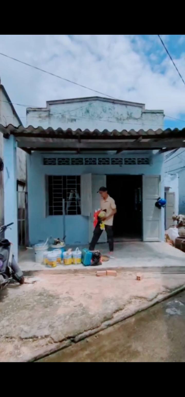 Nhà riêng 131 Võ Thị Sáu, Bình Tân, La Gi 80m² giá 550 triệu - Lô góc thoáng mát, tiện xây dựng!