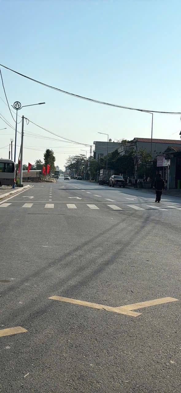 Nhà 3 tầng tại Thạch Khôi, Hải Dương 100m² - Bán gấp, giá thỏa thuận!