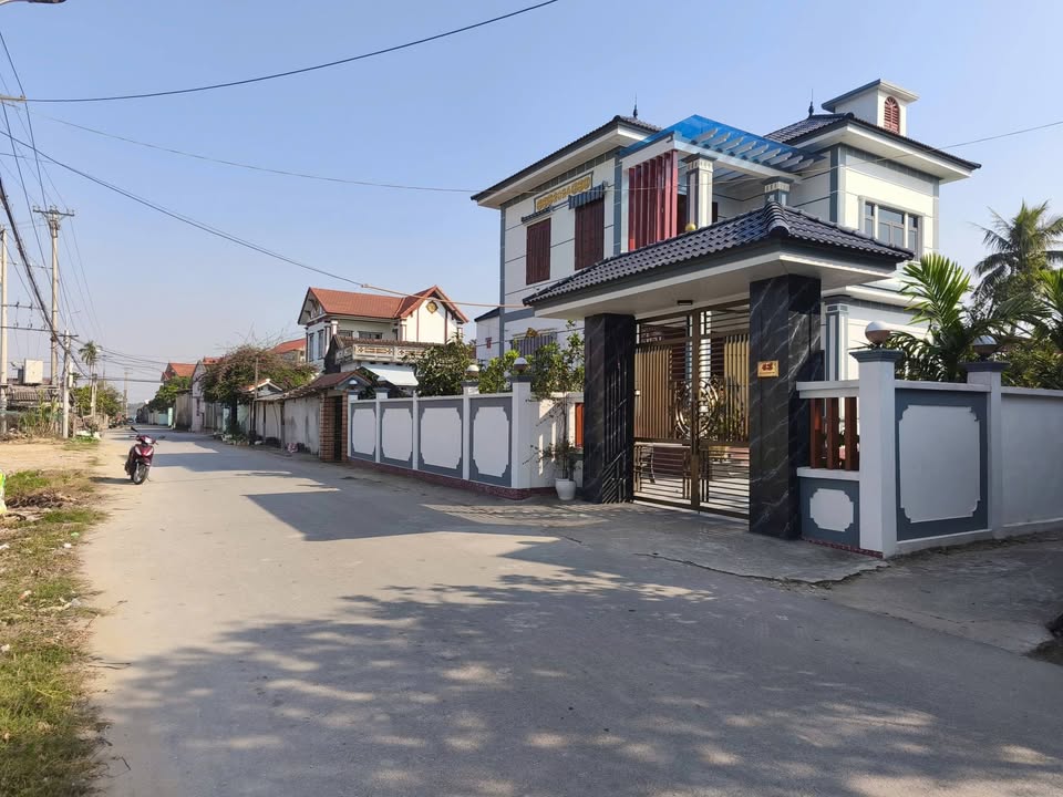 Lô đất Hoằng Châu 125m² giá 900 triệu - Đường thông thoáng, vị trí đắc địa!