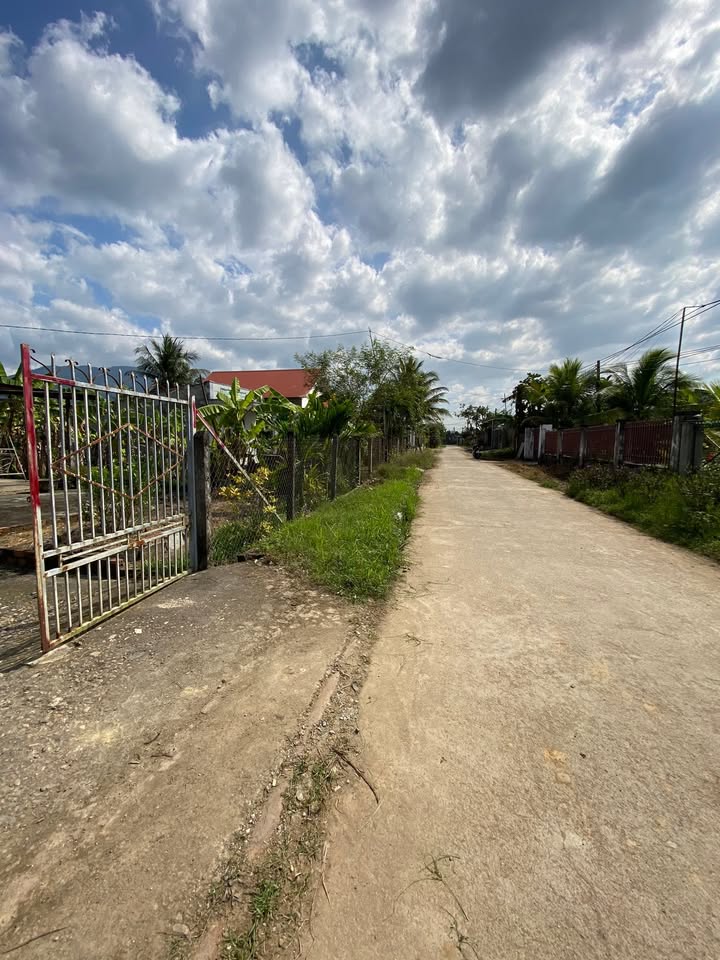 Nhà vườn Diên Xuân, Diên Khánh 711m² giá 1.45 tỷ - Vườn cây trái xanh mát!