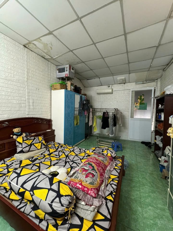 Bán nhà mặt tiền đường Lê Quang Định, Bình Thạnh 77m² giá 15.99 tỷ - Kinh doanh sầm uất!