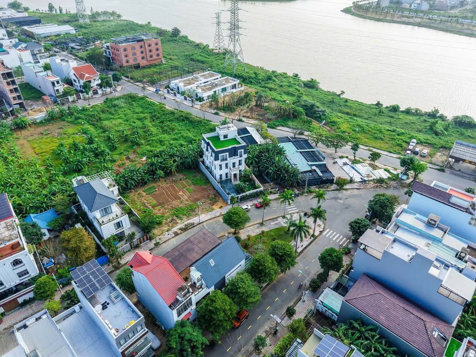 Biệt thự Vũ Thành Năm, Hòa Xuân 336m² giá 21.5 tỷ - Đẳng cấp sống khác biệt!
