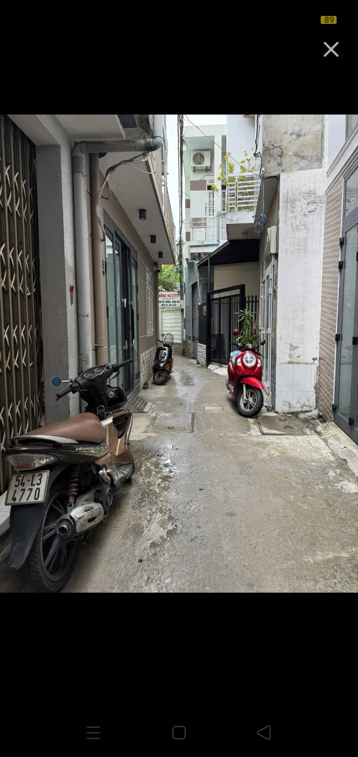 Nhà 2,5 tầng đường Hoàng Diệu, Hải Châu 35m² giá 4.23 tỷ - Vị trí trung tâm, tiện ích đầy đủ!