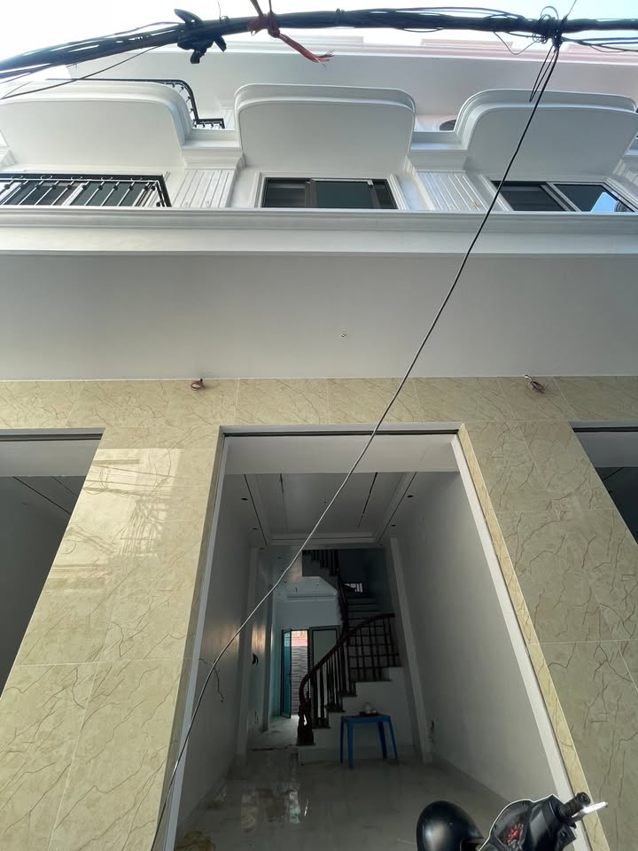 Nhà 3 tầng Nguyễn Danh Đới, Thái Bình 39m² - Ô tô đỗ cửa, giá tốt!