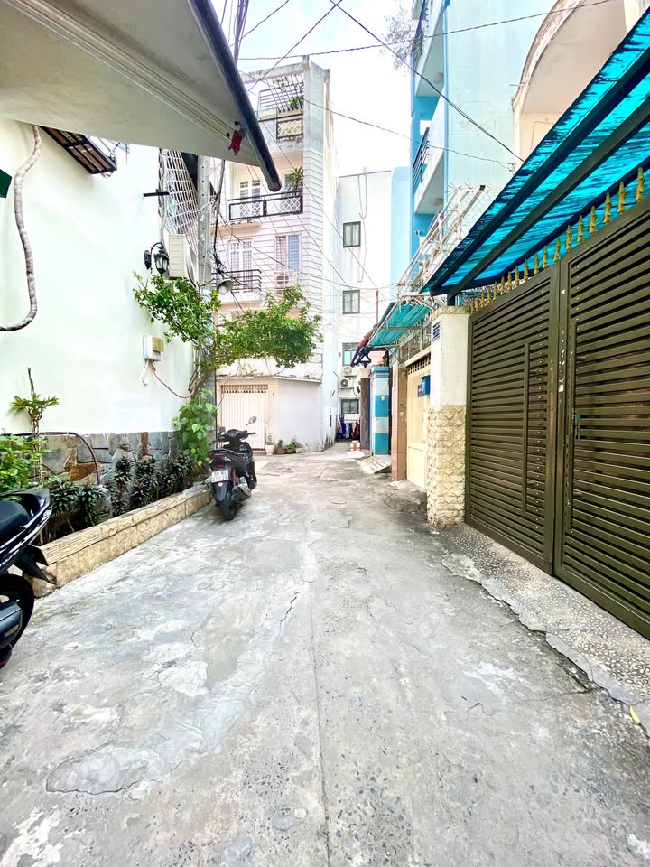 Nhà 3 tầng Bùi Đình Túy 62m² giá 12.58 tỷ - Hẻm ô tô thông thoáng!