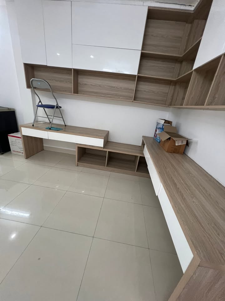 Cho thuê phòng ngủ mặt tiền đường Hà Huy Tập - Giá chỉ 3.5 triệu/tháng, phù hợp gia đình và sinh viên!