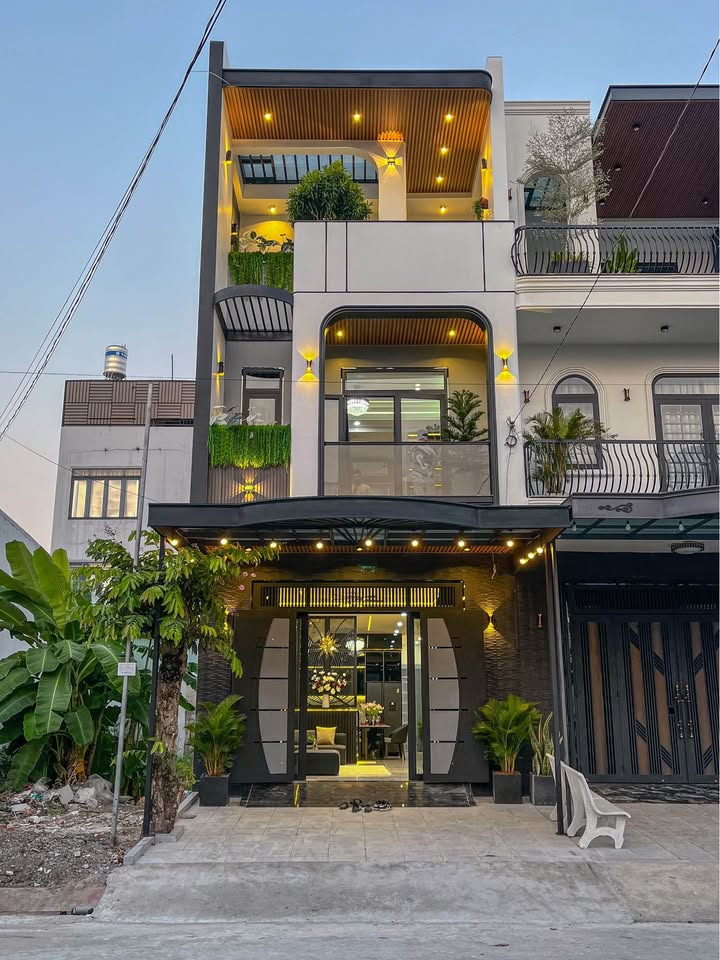 Nhà phố 3 tầng KDC Hồng Loan, Cần Thơ, 80m² giá 6.1 tỷ - Tặng nội thất cao cấp!